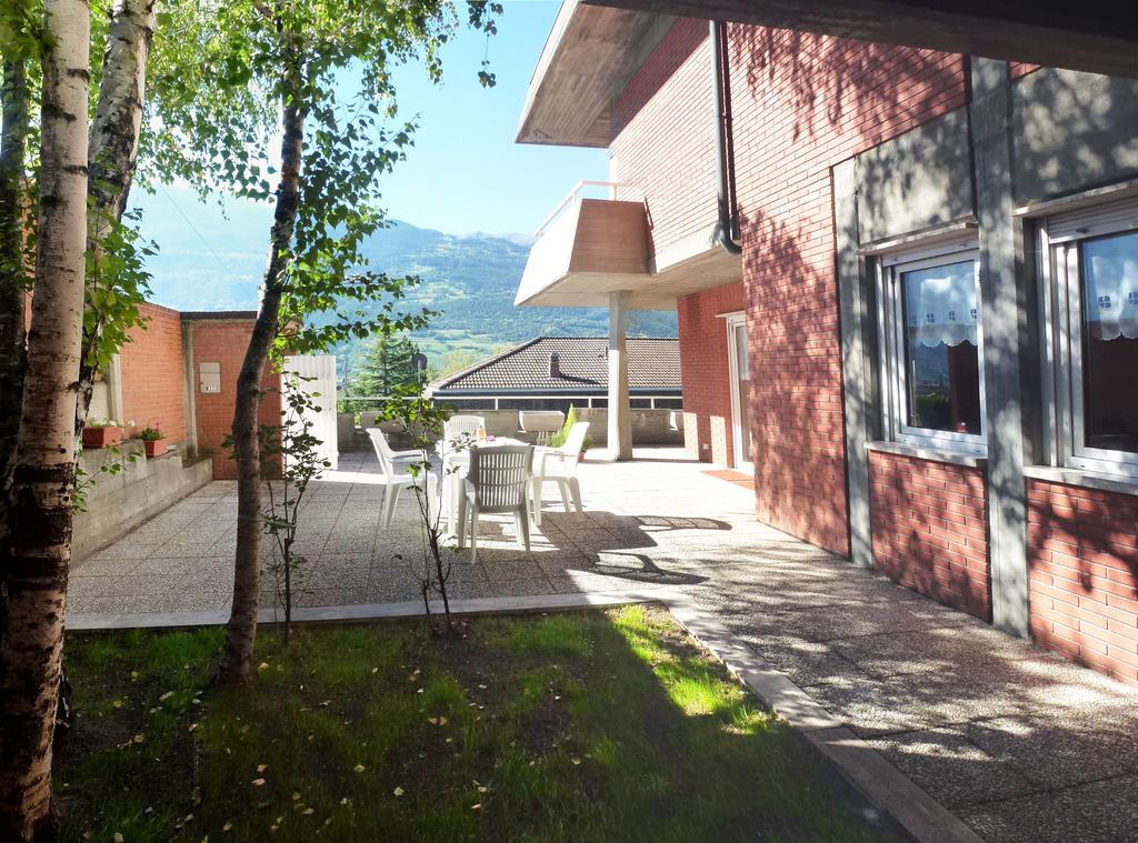 La Betulla Appartamento Confortevole Wifi E Parking Free Aosta Exterior photo